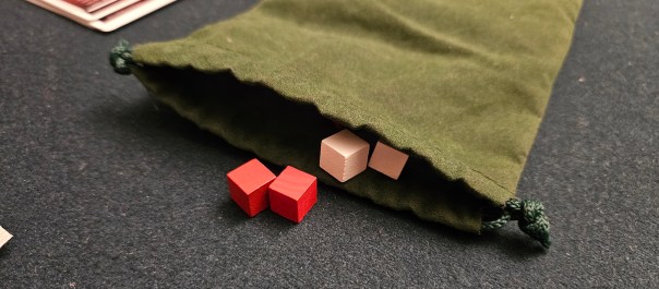 The bag looks like a muppet mouth after too many drinks the night before. Just me? The bag looks like a muppet mouth after too many drinks the night before. Just me?