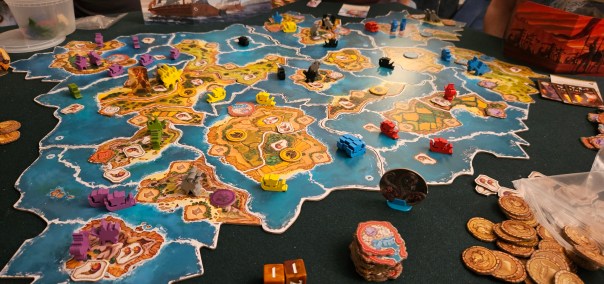 Once we get the first few together, it works okay. But these pieces are nowhere near as easy to fit together as those in Inis. ONE MORE WAY THAT INIS IS SUPERIOR TO ALL GAMES.