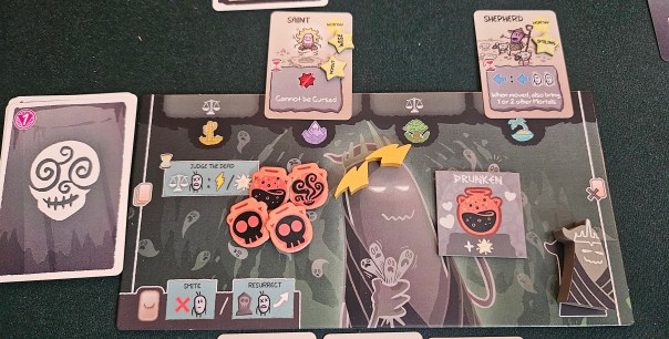 It was a happy accident for the lightning bolts to look like laurels. I'll take it.